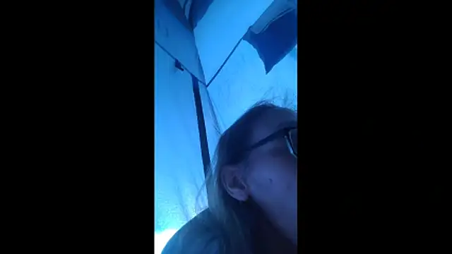 Snapshot of ILUV2TUCHMYKITTY chatting on December 20, 2025, 5:42 pm ILUV2TUCHMYKITTY online show from December 20, 2025, 5:42 pm