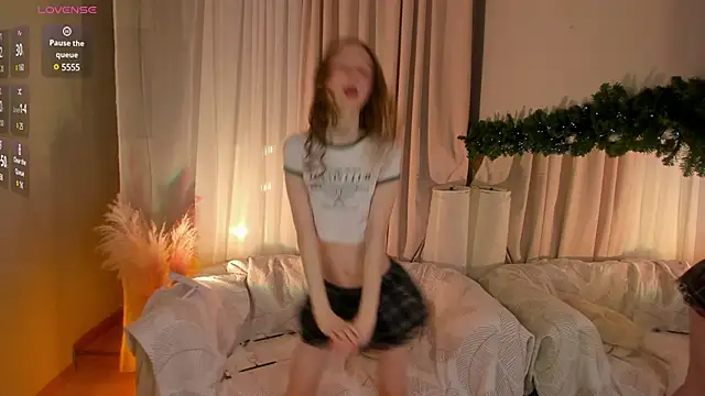  Rose Charming  online show from December 19, 2024, 9:49 pm
