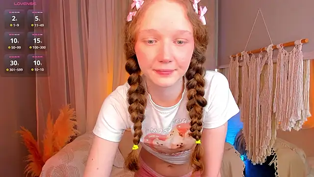  Rose Charming  online show from November 2, 2025, 10:56 pm