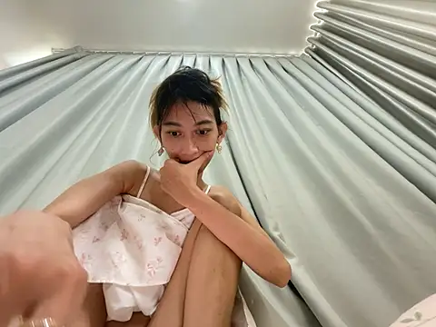 Snapshot of cave18hot chatting on February 25, 2025, 2:14 am cave18hot online show from February 25, 2025, 2:14 am