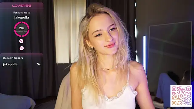 Snapshot of MickeyMyers chatting on September 24, 2025, 12:30 pm MickeyMyers online show from September 24, 2025, 12:30 pm