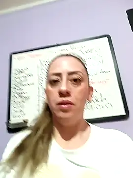 miss hanna07 online show from February 15, 2025, 12:01 pm