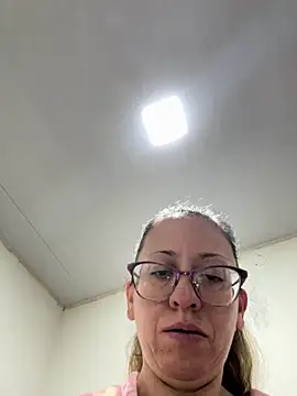 miss hanna07 online show from September 27, 2025, 3:11 am