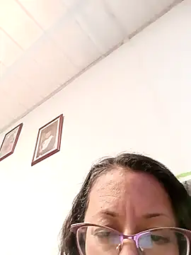 miss hanna07 online show from October 6, 2025, 4:26 pm