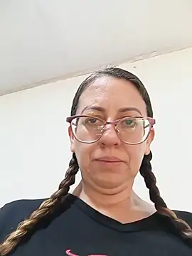 miss hanna07 online show from June 10, 2026, 4:28 pm