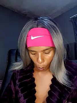 SexySlenderLexy online show from March 9, 2026, 9:02 am