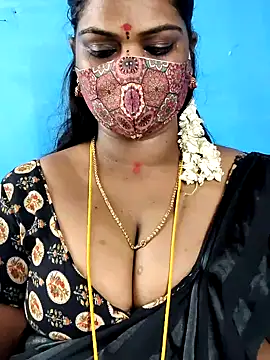 Snapshot of mayaa2u chatting on May 16, 2026, 10:36 am mayaa2u online show from May 16, 2026, 10:36 am
