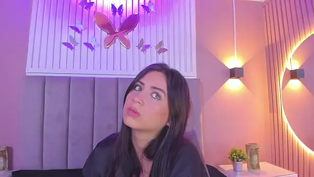 diosa cristal online show from December 29, 2024, 6:45 am