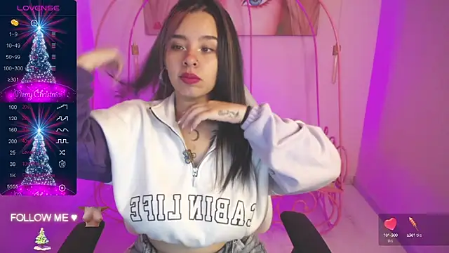 Mia Lopez  online show from December 16, 2024, 12:49 pm