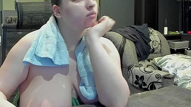 Snapshot of 1lindsey1 chatting on February 10, 2025, 2:26 pm 1lindsey1 online show from February 10, 2025, 2:26 pm