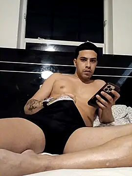 Snapshot of J0suA chatting on March 15, 2026, 10:49 pm J0suA online show from March 15, 2026, 10:49 pm