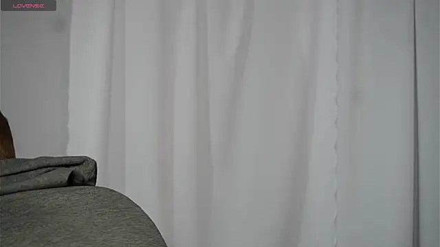 dustyn fox online show from December 6, 2024, 2:17 pm