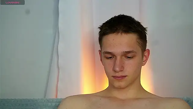 dustyn fox online show from December 6, 2024, 5:22 pm