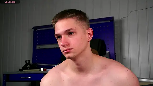 dustyn fox online show from November 30, 2025, 3:05 pm