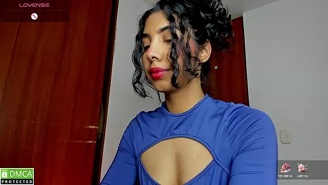 jasmine bunny  online show from April 27, 2026, 7:45 pm