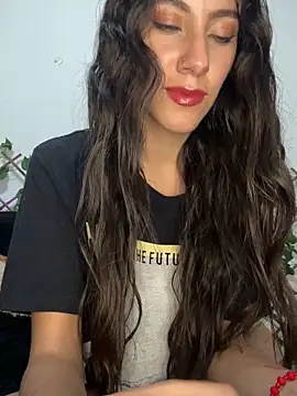 Snapshot of FrancellyHot chatting on January 8, 2025, 2:57 am FrancellyHot online show from January 8, 2025, 2:57 am