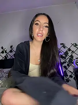 Snapshot of FrancellyHot chatting on February 6, 2025, 1:38 am FrancellyHot online show from February 6, 2025, 1:38 am