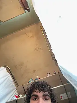 Snapshot of cougarhunter690 chatting on October 30, 2025, 7:03 pm cougarhunter690 online show from October 30, 2025, 7:03 pm