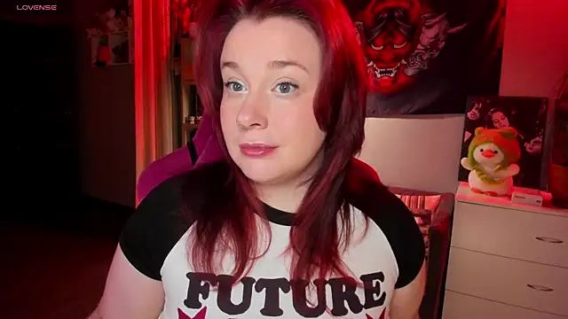 gitera  online show from September 28, 2025, 9:09 pm