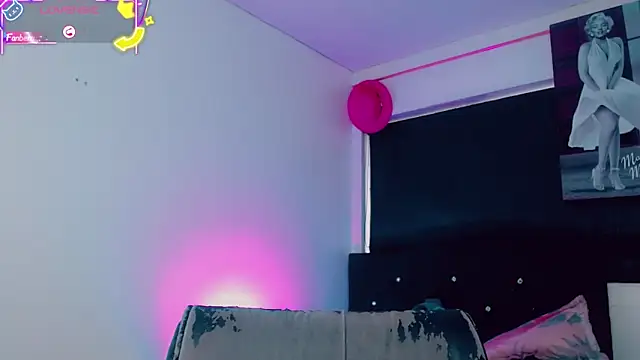 Kendall hornyy online show from May 4, 2026, 7:54 pm