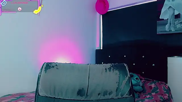 Kendall hornyy online show from May 7, 2026, 7:41 pm
