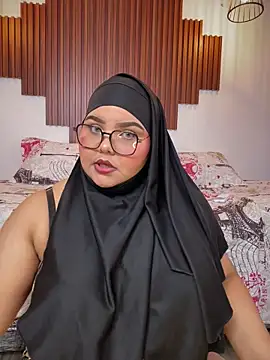  Shara Handal  online show from November 29, 2025, 6:16 am