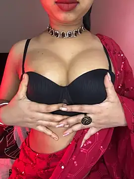 Snapshot of Hot-sexy222 chatting on February 28, 2026, 1:39 am Hot-sexy222 online show from February 28, 2026, 1:39 am