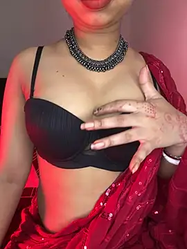 Hot-sexy222 online show from May 5, 2026, 1:35 am