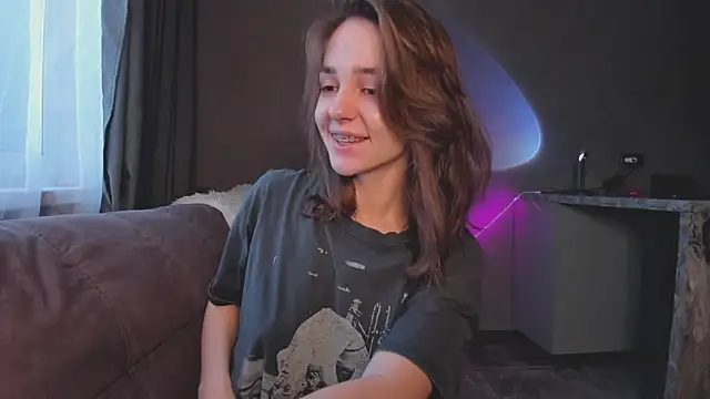 Snapshot of JudyAngil chatting on February 16, 2026, 6:20 am JudyAngil online show from February 16, 2026, 6:20 am