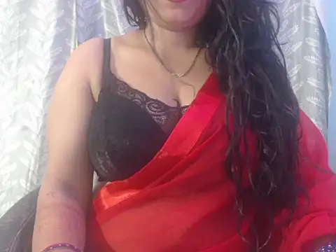 Snapshot of cute-priy chatting on October 15, 2025, 4:45 am cute-priy online show from October 15, 2025, 4:45 am