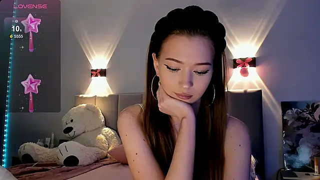 Snapshot of diana_nier chatting on September 27, 2025, 7:41 pm diana nier online show from September 27, 2025, 7:41 pm