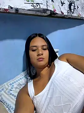 sexy-latin10 online show from February 1, 2025, 9:29 pm