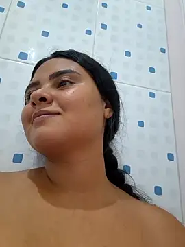 Snapshot of sexy-latin10 chatting on October 28, 2025, 9:39 pm sexy-latin10 online show from October 28, 2025, 9:39 pm