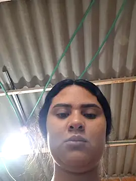 sexy-latin10 online show from November 5, 2025, 12:05 pm