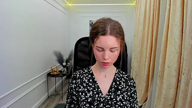 MileyWings online show from June 18, 2026, 11:36 am