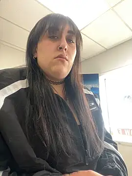 Snapshot of ThicBunz chatting on February 19, 2025, 3:49 pm ThicBunz online show from February 19, 2025, 3:49 pm