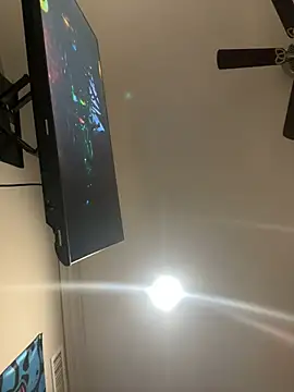 Snapshot of ThicBunz chatting on March 14, 2025, 12:29 pm ThicBunz online show from March 14, 2025, 12:29 pm