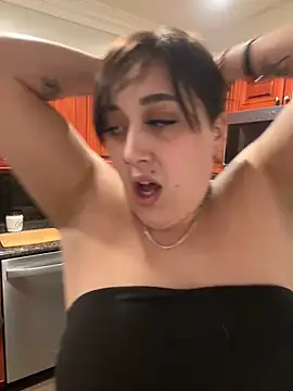 Snapshot of ThicBunz chatting on March 15, 2025, 11:17 pm ThicBunz online show from March 15, 2025, 11:17 pm