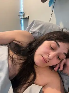 Snapshot of ThicBunz chatting on March 22, 2025, 5:09 pm ThicBunz online show from March 22, 2025, 5:09 pm