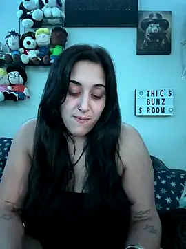 Snapshot of ThicBunz chatting on September 30, 2025, 2:16 am ThicBunz online show from September 30, 2025, 2:16 am