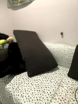 Snapshot of ThicBunz chatting on October 28, 2025, 3:58 pm ThicBunz online show from October 28, 2025, 3:58 pm