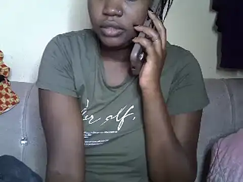 Snapshot of Sexiebony12 chatting on February 24, 2025, 9:43 am Sexiebony12 online show from February 24, 2025, 9:43 am