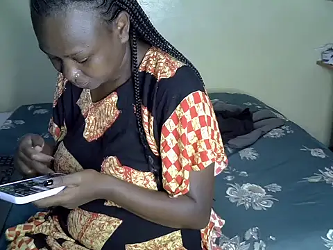 Snapshot of Sexiebony12 chatting on March 18, 2026, 8:23 pm Sexiebony12 online show from March 18, 2026, 8:23 pm