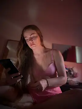 Snapshot of Piinkpandora chatting on June 28, 2026, 3:29 pm Piinkpandora online show from June 28, 2026, 3:29 pm