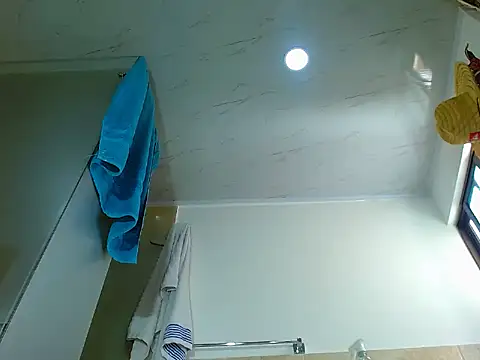 hornymilf 69xxx online show from December 12, 2024, 6:31 pm