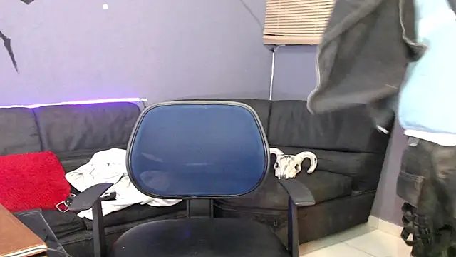 Andy bapho online show from October 9, 2025, 2:26 pm