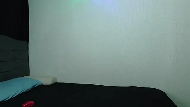 sexybat twink online show from January 26, 2025, 5:44 pm