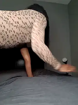 MILFCandy online show from March 11, 2025, 3:59 am