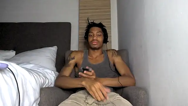 Snapshot of Skinnyblackman chatting on May 9, 2026, 5:34 am Skinnyblackman online show from May 9, 2026, 5:34 am