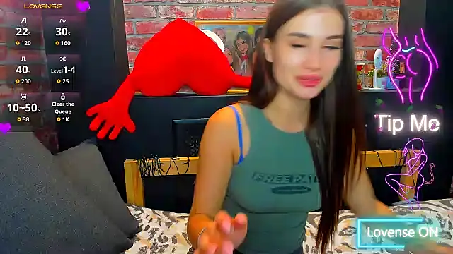 Snapshot of UrJoyy chatting on October 19, 2025, 2:18 pm UrJoyy online show from October 19, 2025, 2:18 pm